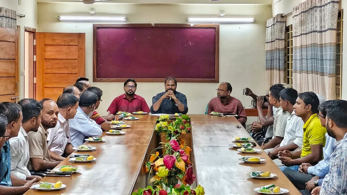 ফুলবাড়ীতে নবাগত ইউএনওর সঙ্গে সাংবাদিকদের মতবিনিময় সভা অনুষ্ঠিত 