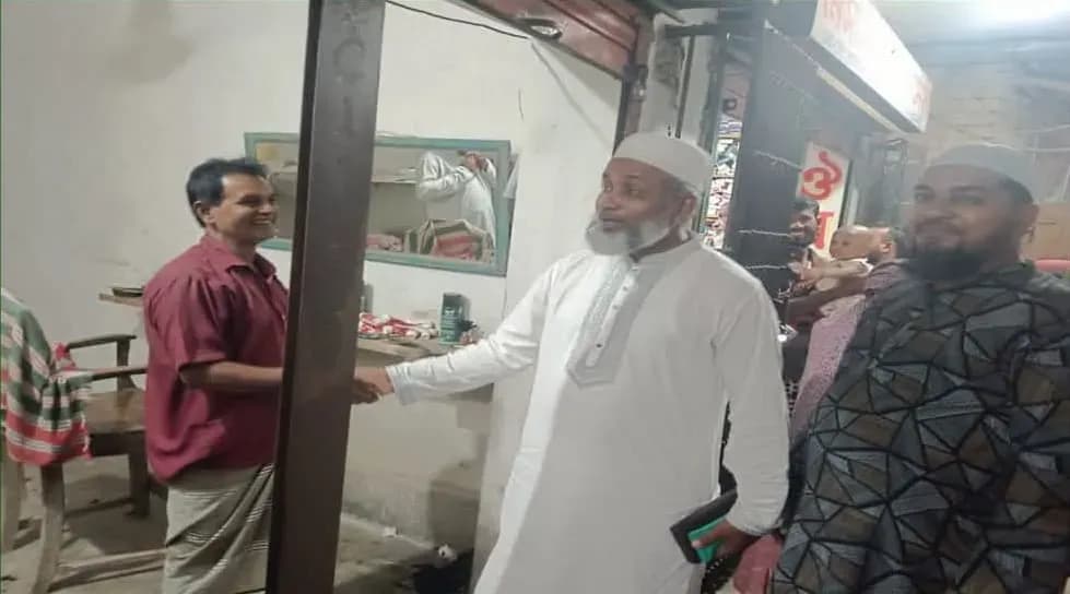 বোয়ালিয়া ইউনিয়নের চেয়ারম্যান পদ প্রার্থী মুহাম্মদ ইমামুল হুদার পক্ষে এমপি ড. মুঃ মিজানুর রহমানের গণসংযোগ